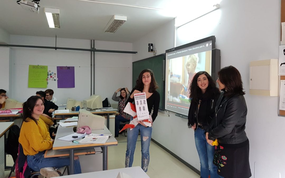 Marina Bravo Aceituno, ganadora del concurso de carteles contra la violencia de gÃ©nero.