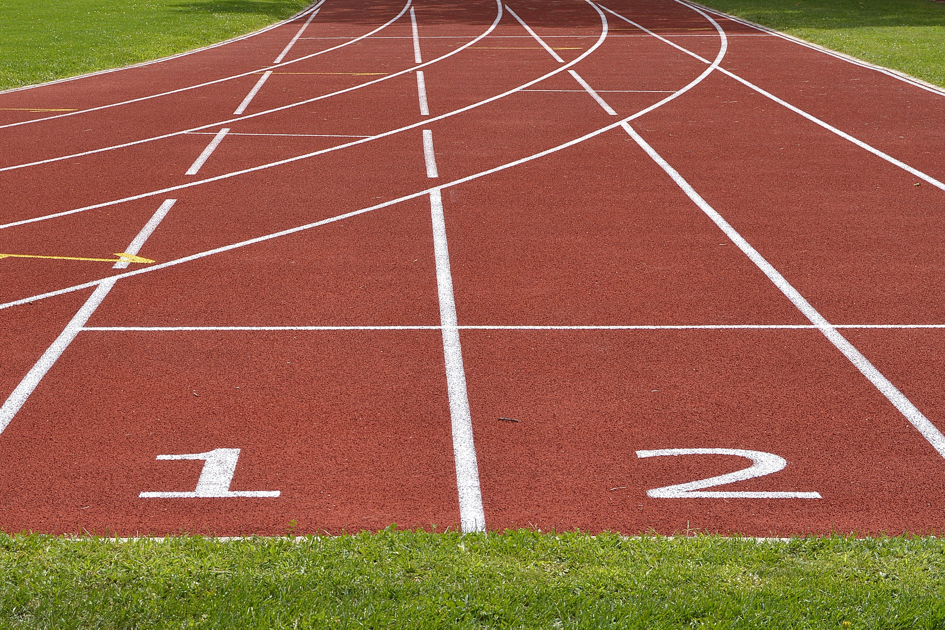 La pista de atletismo cerrarÃ¡ el domingo por la maÃ±ana con motivo del DuatlÃ³n del CEIP Sierra de Gredos.