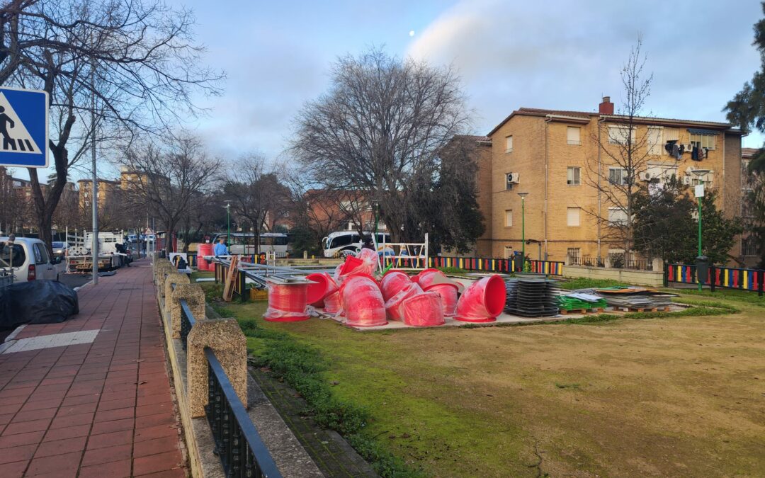 Comienzan las obras de renovaciÃ³n del parque infantil de la Marcha Verde